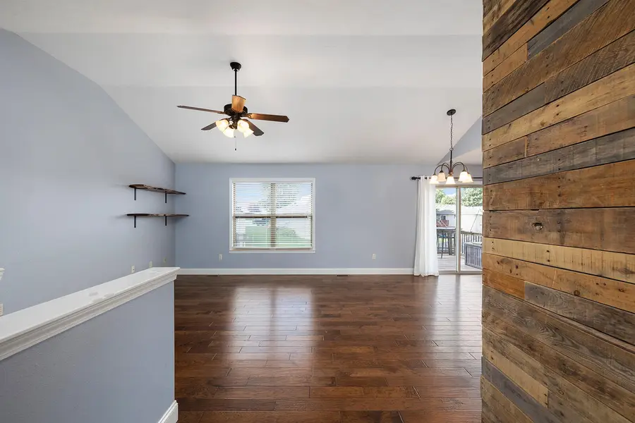 975 S Pinewood Lane, Nixa, MO 65714 - Image #3