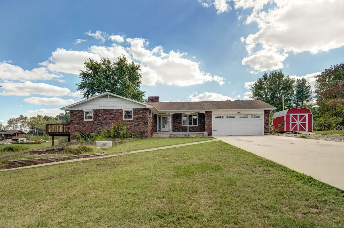 334 Southern Hills Lane, Marshfield, MO 65706 - Image #1