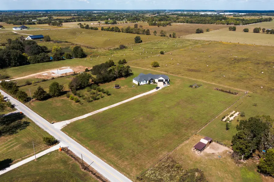 7990 E Farm Road 116, Strafford, MO 65757 - Image #2