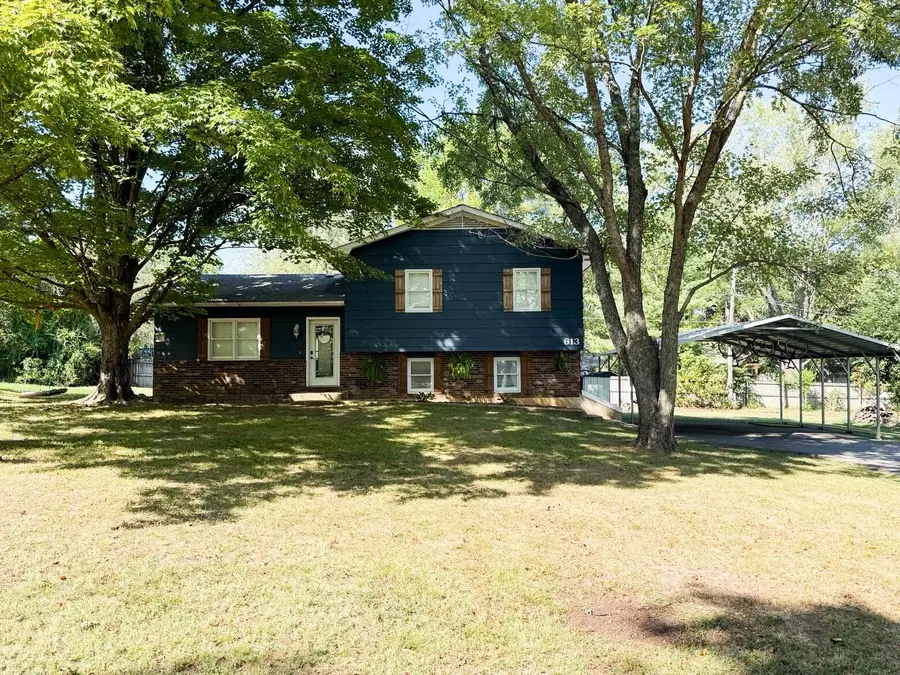 613 Spencer Lane, Willow Springs, MO 65793 - Image #2