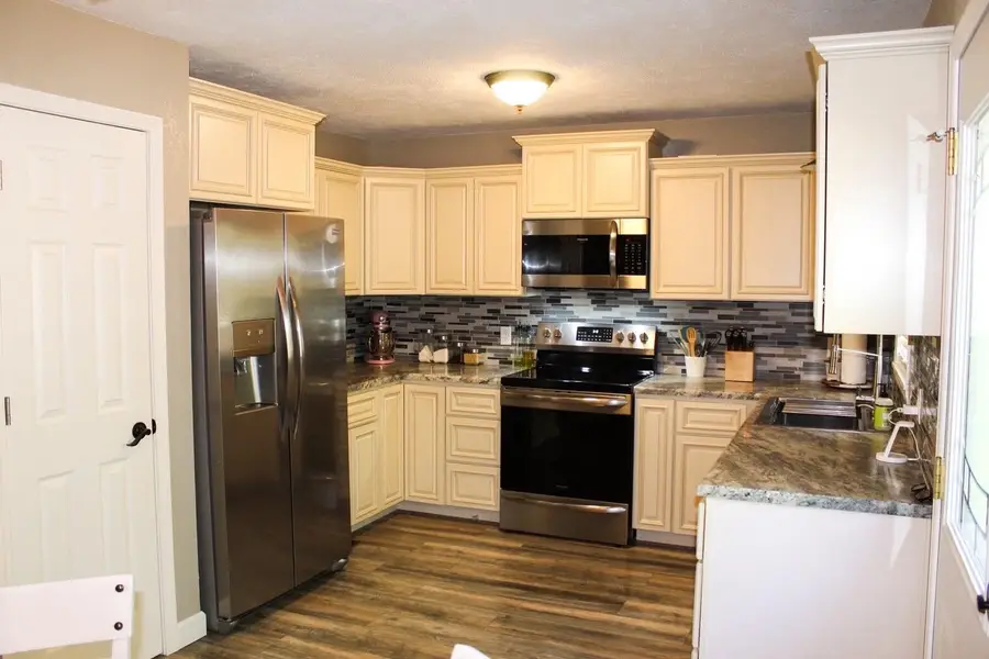 613 Spencer Lane, Willow Springs, MO 65793 - Image #3