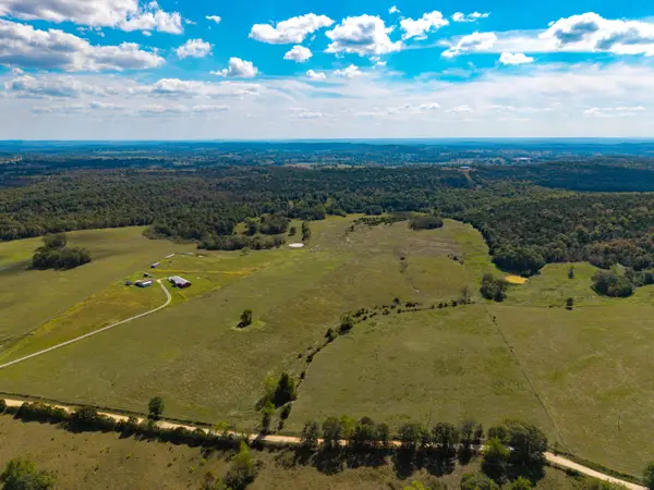 000 County Road 902, Theodosia, MO 65761