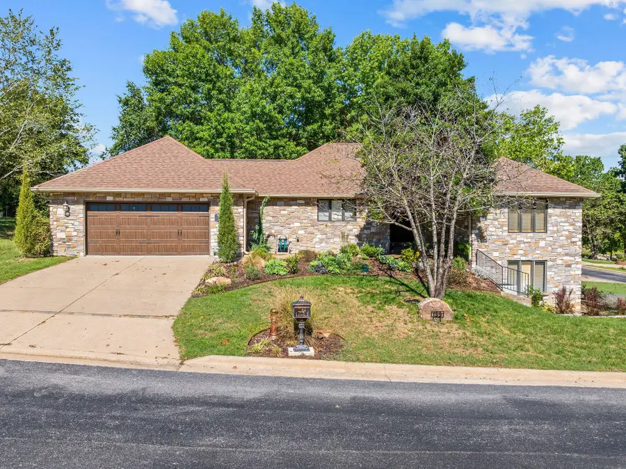 133 Regent Drive, Branson, MO 65616 - Image #2