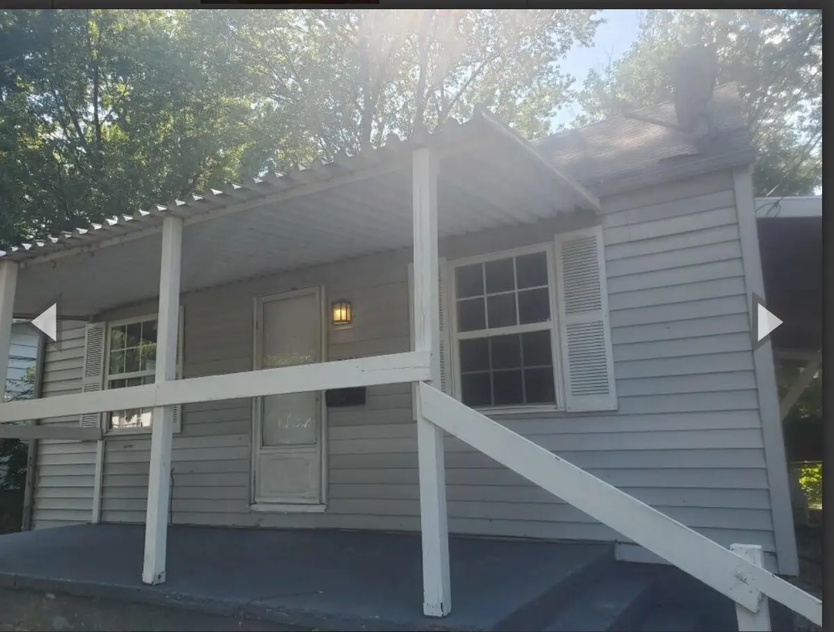 2135 N Roosevelt Avenue, Springfield, MO 65803 - Image #1