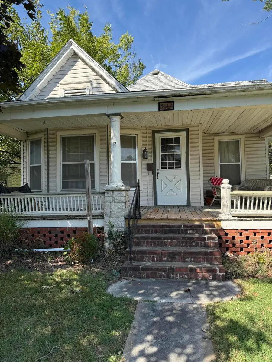 527 Olive Street, Carthage, MO 64836 - Image #2