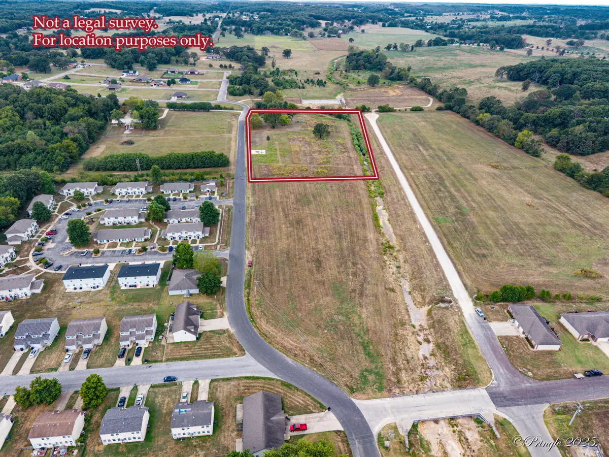 2810 Burke Avenue, West Plains, MO 65775 - Image #1