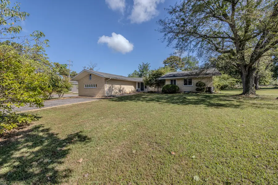 376 Sunset Drive, Lebanon, MO 65536 - Image #3