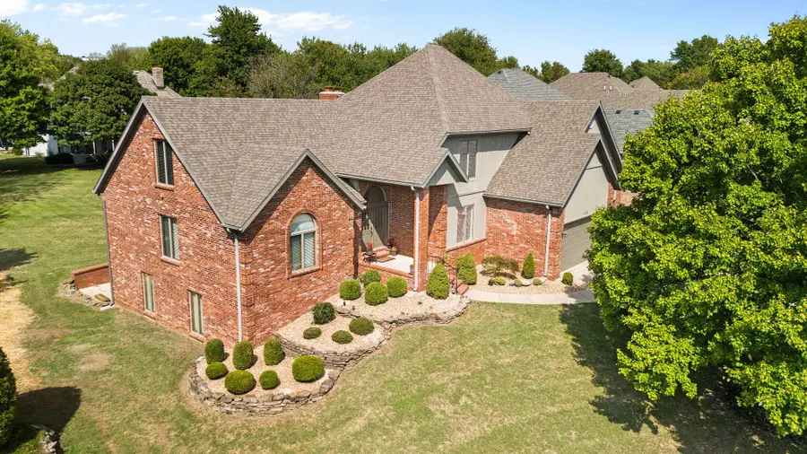 1115 N Chelmsworth Lane, Springfield, MO 65802 - Image #2