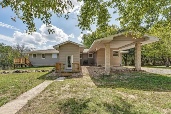 2113 Greene Road, Sparta, MO 65753