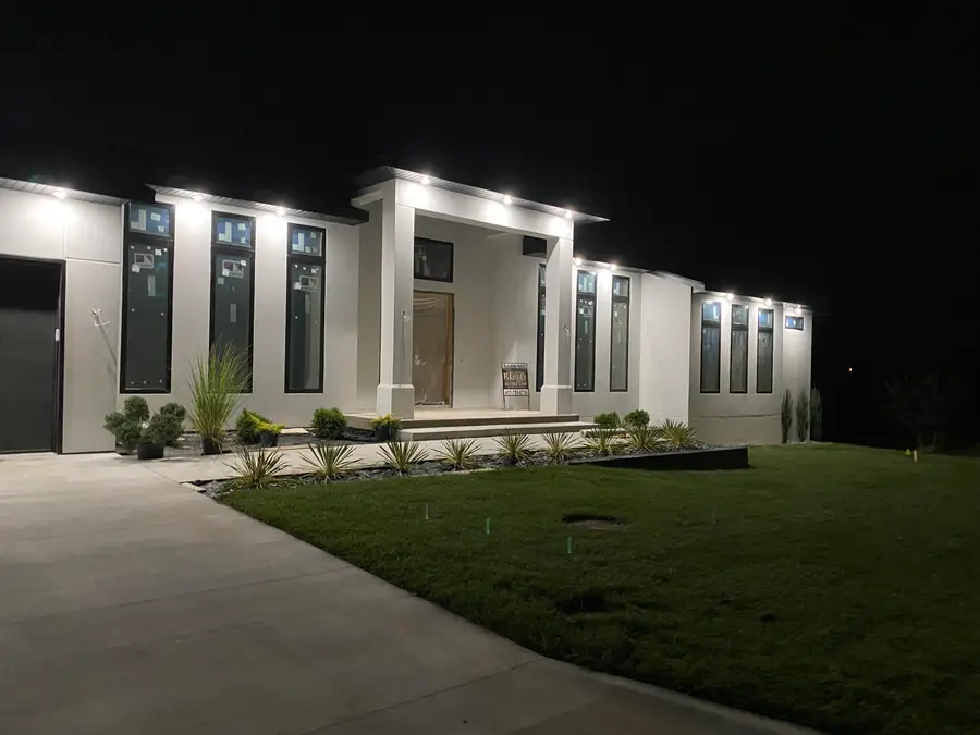 813 W Regello Drive, Nixa, MO 65714 - Image #2