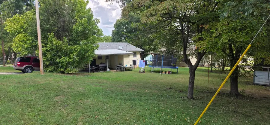 370 Bethel Avenue, Mammoth Spring, AR 72554 - Image #2