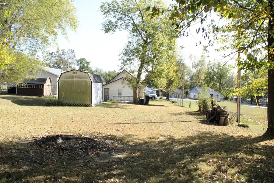 208 E Ava Avenue, Ava, MO 65608 - Image #3