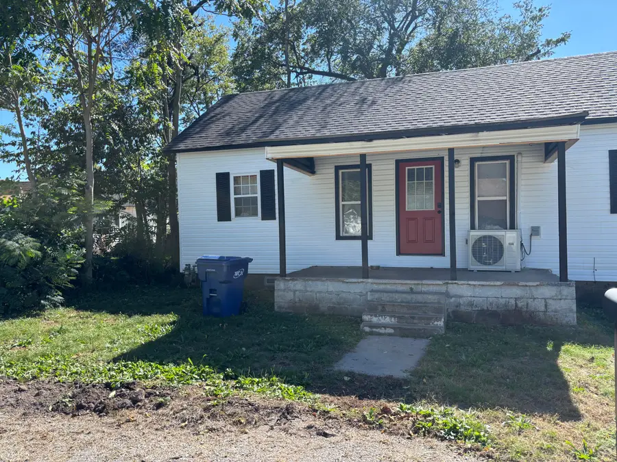 421 W 6th Street, Baxter Springs, KS 66713 - Image #2