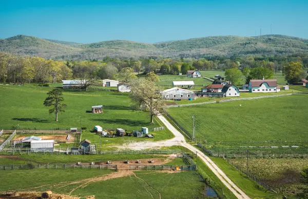 260 Kentucky Derby Lane, Arcadia, MO 63621