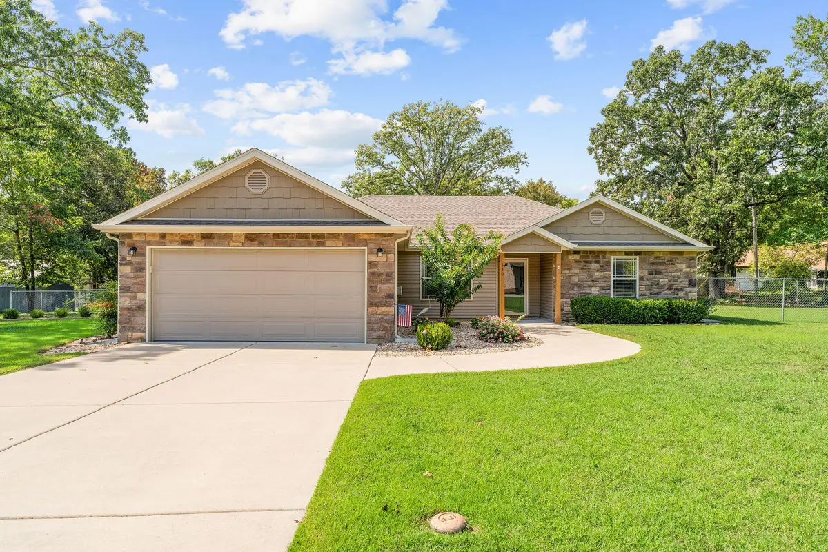 360 Lakeland Avenue, Hollister, MO 65672 - Image #1