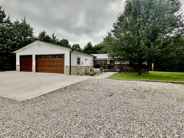 463 Redbird Drive, Marshfield, MO 65706