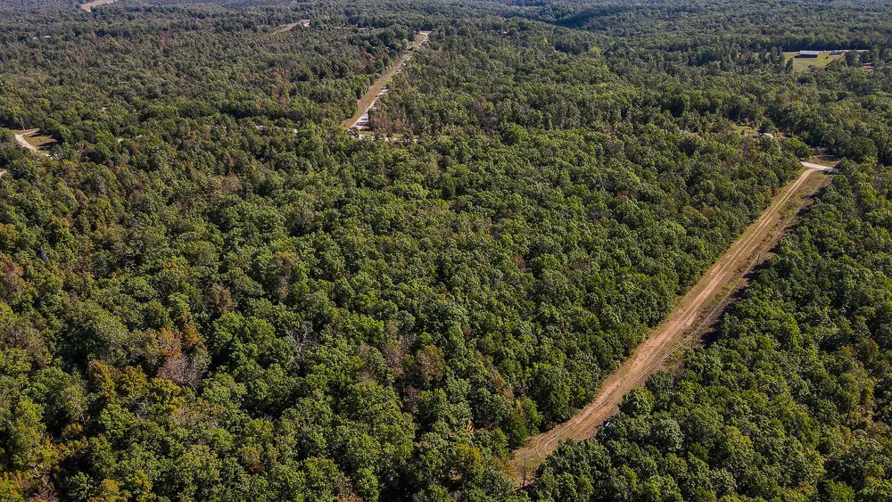 000 Hawkweed Trail, Tunas, MO 65764 - Image #1