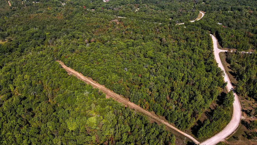 000 Hawkweed Trail, Tunas, MO 65764 - Image #3