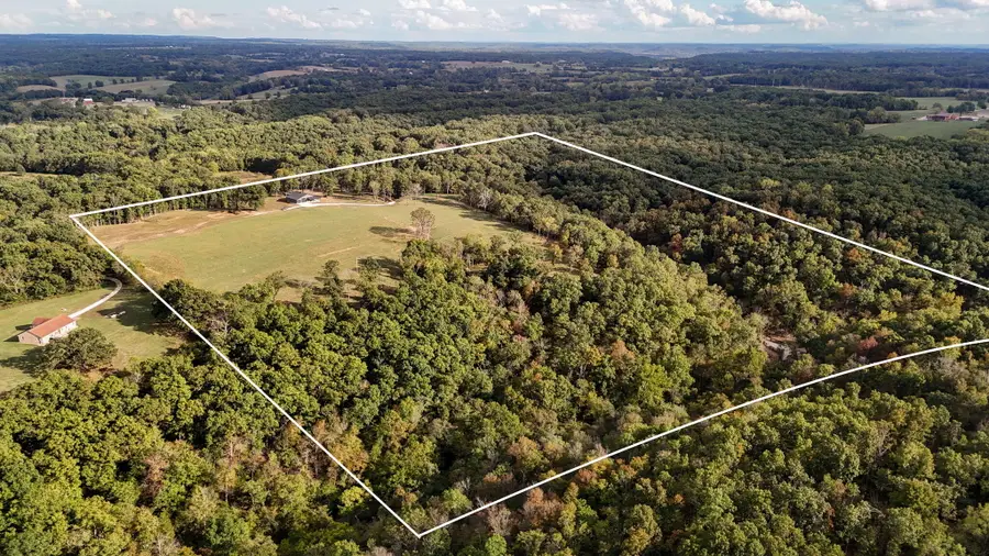 1610 Spring Hill Road, Sparta, MO 65753 - Image #2