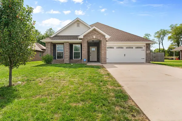 1740 Betenbough Way, Webb City, MO 64870