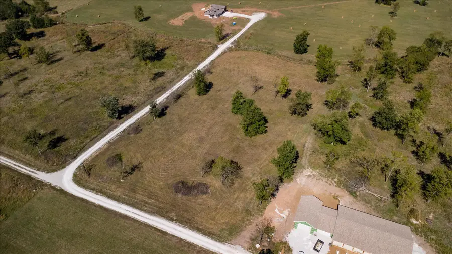 007 S 82nd Road, Bolivar, MO 65613 - Image #3