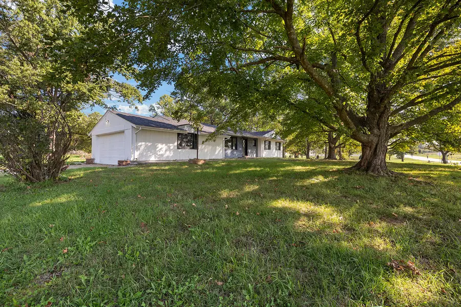 6259 W Republic Road, Brookline, MO 65619 - Image #3