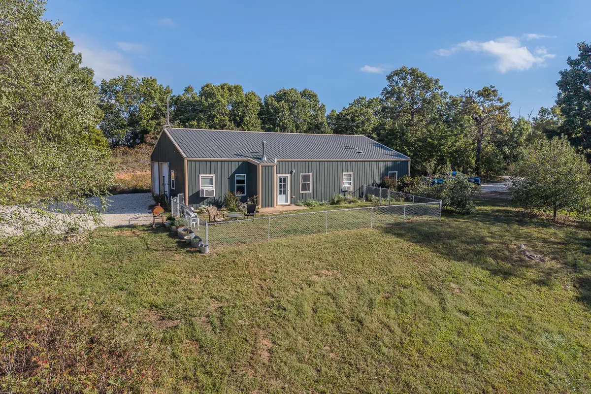 304 Smokey Hills Road, Camdenton, MO 65020 - Image #1