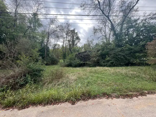 619 Poplar Street, Thayer, MO 65791