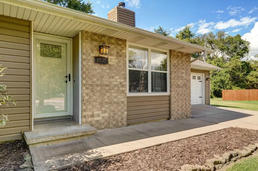 3707 S Swan Court, Springfield, MO 65807 - Image #2