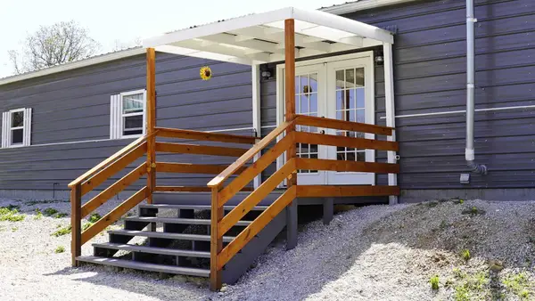 779 E 550th Road, Walnut Grove, MO 65770