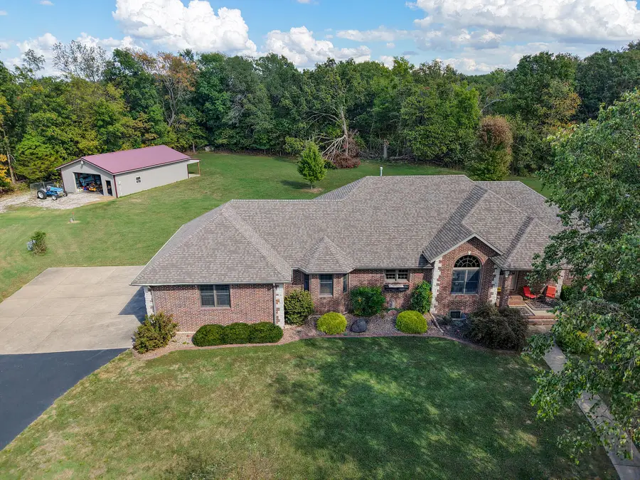 1201 E Sunset Lane, Springfield, MO 65803 - Image #2