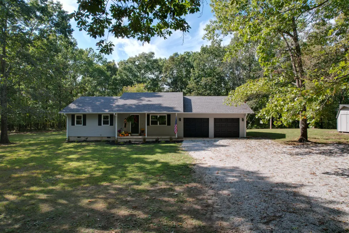 11785 Co Road #76-211, Ava, MO 65608 - Image #1