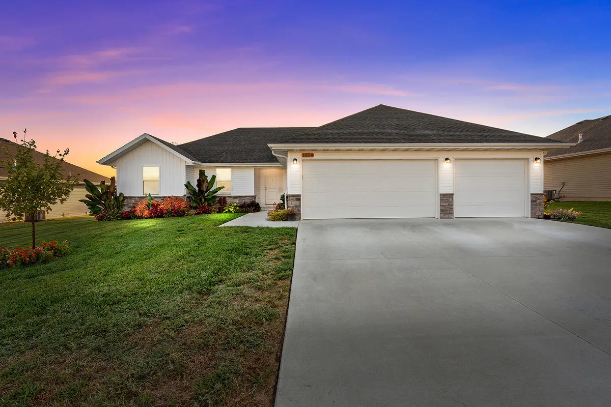 1354 S Olde Savannah Avenue, Republic, MO 65738 - Image #1