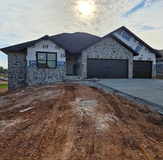 911 S Silverwood Lane, Nixa, MO 65714 - Image #1