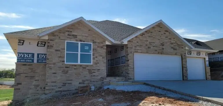 919 S Silverwood Lane, Nixa, MO 65714 - Image #1