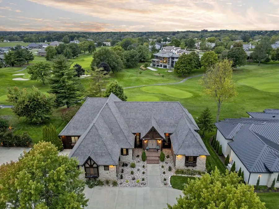 5613 S Dunrobin Drive, Springfield, MO 65809 - Image #2