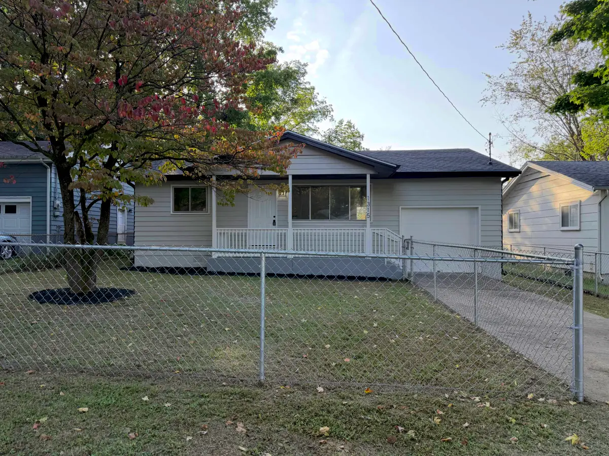 1315 S Newton Avenue, Springfield, MO 65807 - #1
