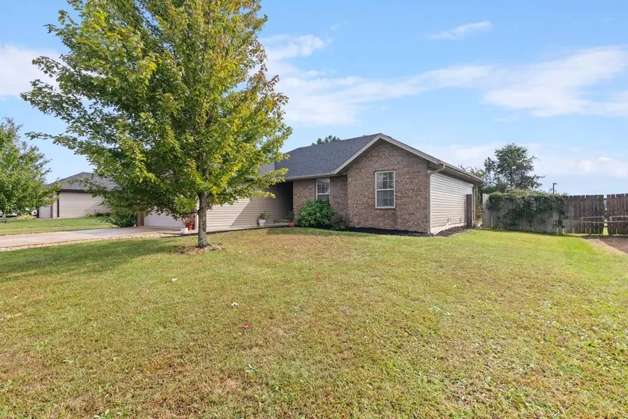 175 E Deer Run Street, Rogersville, MO 65742 - Image #3