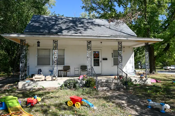 600 W Hunter Street, Nevada, MO 64772