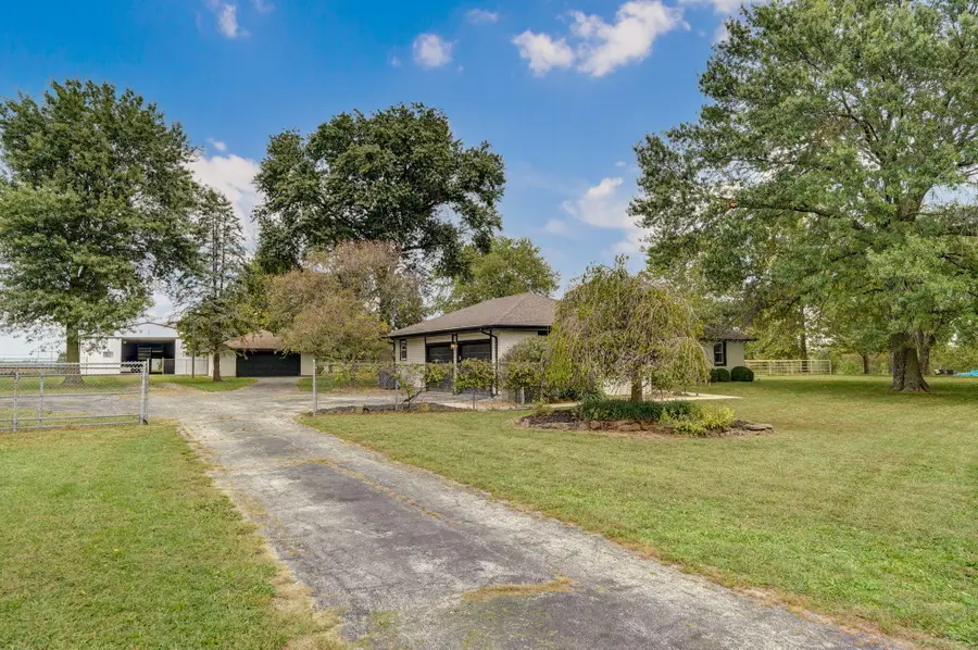 851 W Meadowview Drive, Nixa, MO 65714 - Image #3