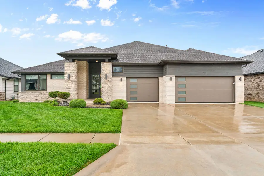 711 N Greer Avenue, Nixa, MO 65714 - Image #2