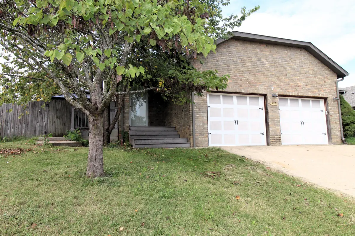 577 S Canterbury Lane, Nixa, MO 65714 - Image #1