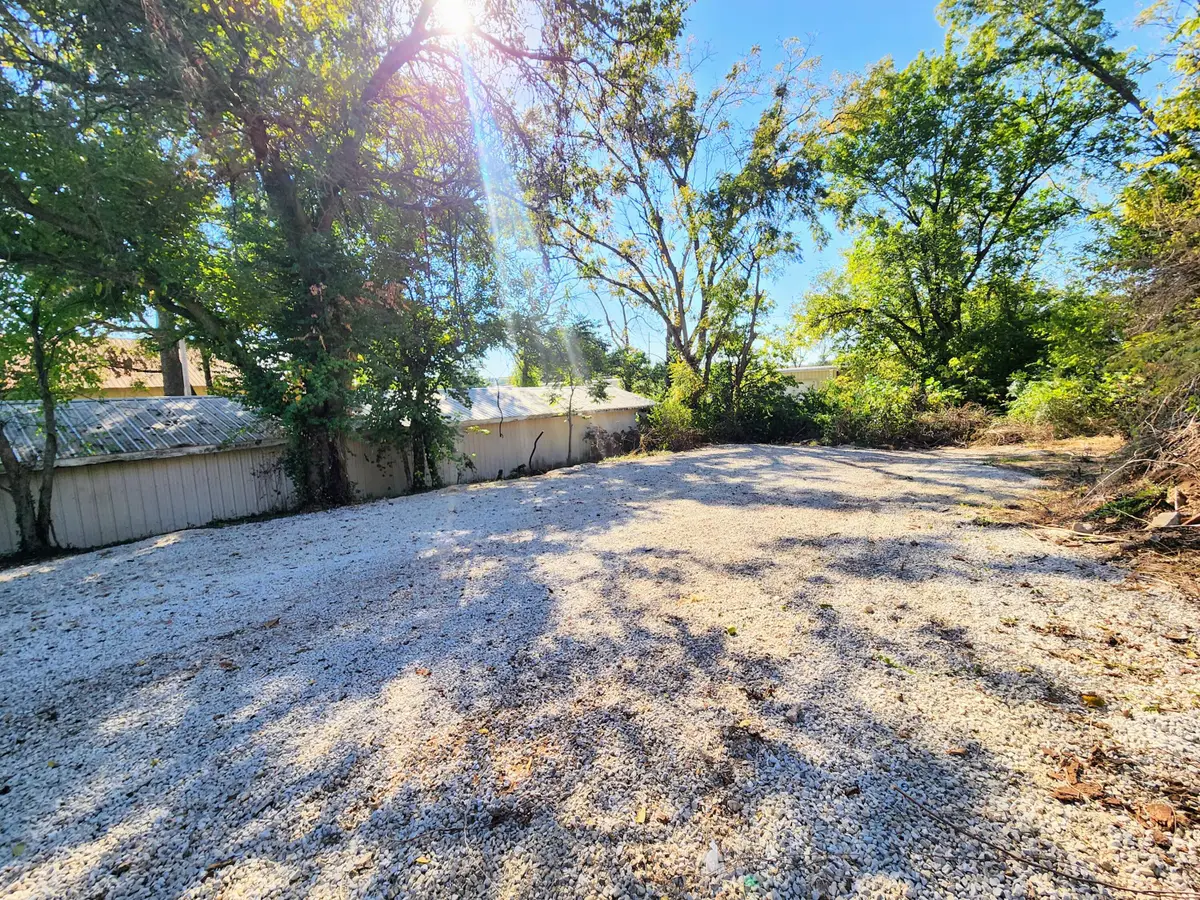 813 Washington Avenue, West Plains, MO 65775 - Image #1