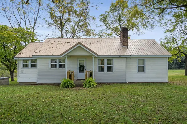 4124 State Hwy H, Lampe, MO 65681