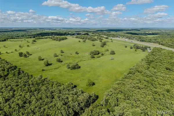 22781 Route 66, Lebanon, MO 65536