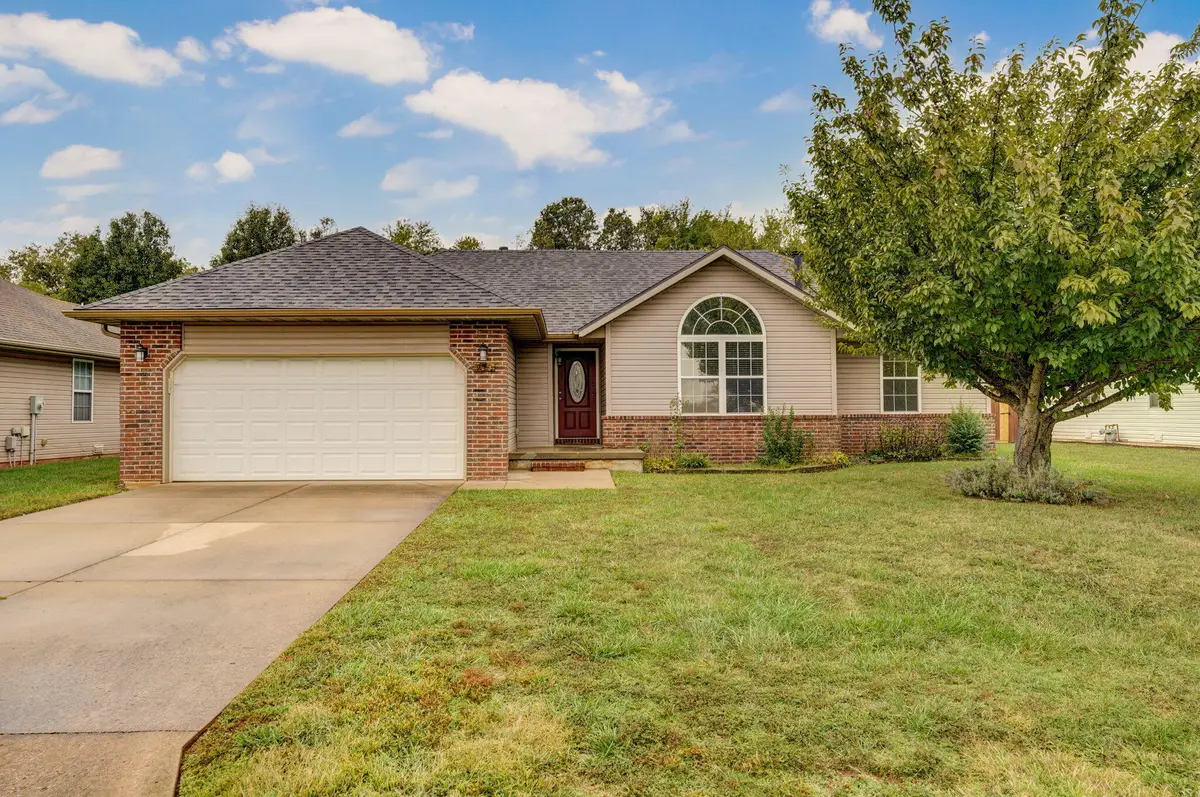 923 S Natalie Avenue, Springfield, MO 65802 - Image #1