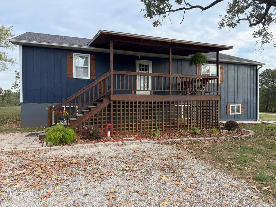 10068 County Road 8490, West Plains, MO 65775 - Image #2