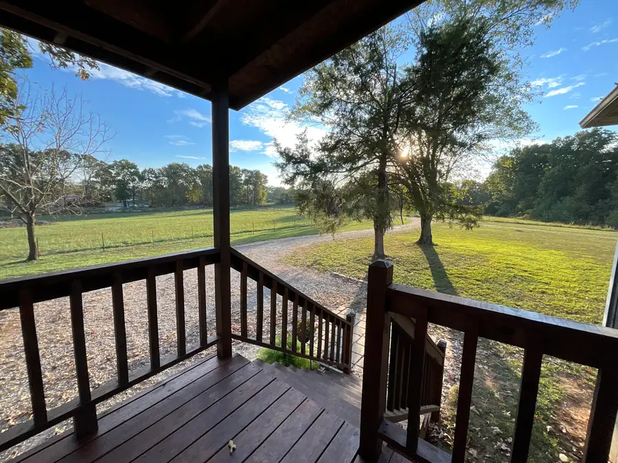 10068 County Road 8490, West Plains, MO 65775 - Image #3