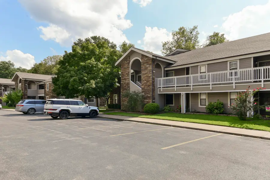 366 Wimbledon Drive #7, Branson, MO 65616 - Image #2