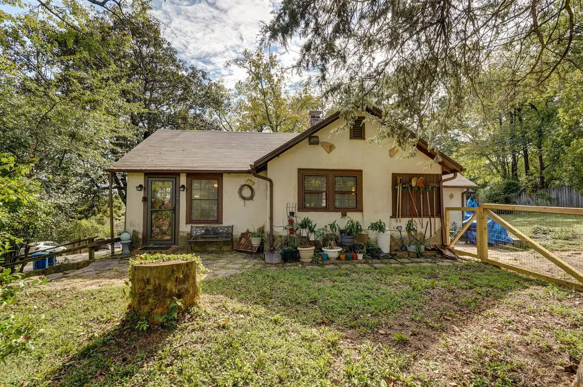 703 Thompson Street, Branson, MO 65616 - Image #1